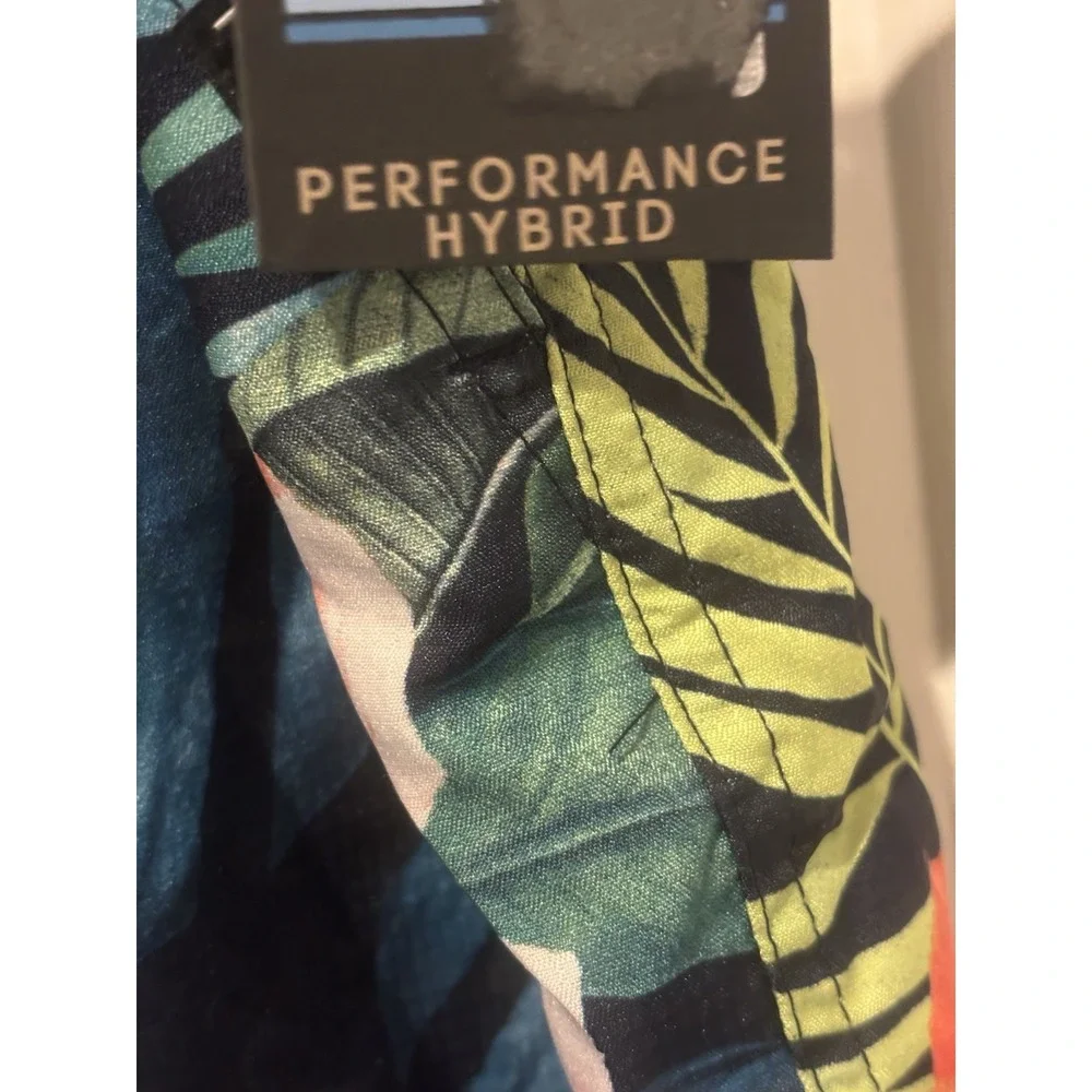 Matix Shorts Performance Hybrid Board‎  Swim Trunks Floral Hawaiian Men's Medium